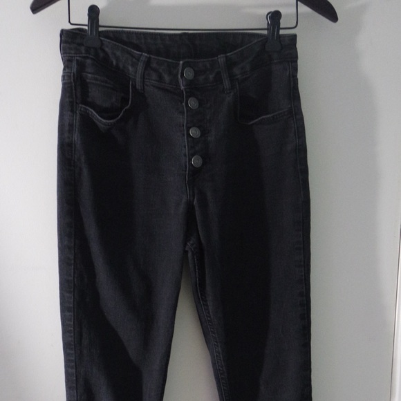 Black High Waisted Jeans from H&M - Picture 1 of 7